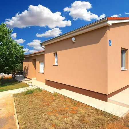 Fuer 6 Personen Ca 60 Qm In Fazana, Istrien Istrische Riviera 法扎纳